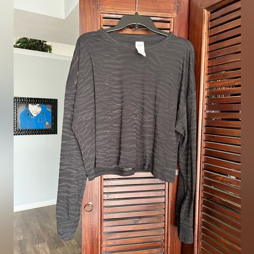 DKNY tiger striped, cropped long sleeve tee
